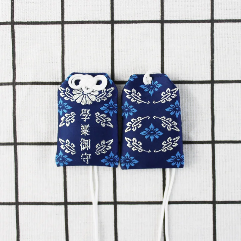 10 шт./компл. Omamori клубника вина удачи Фортуна Кулон хороший подарок - Цвет: see chart