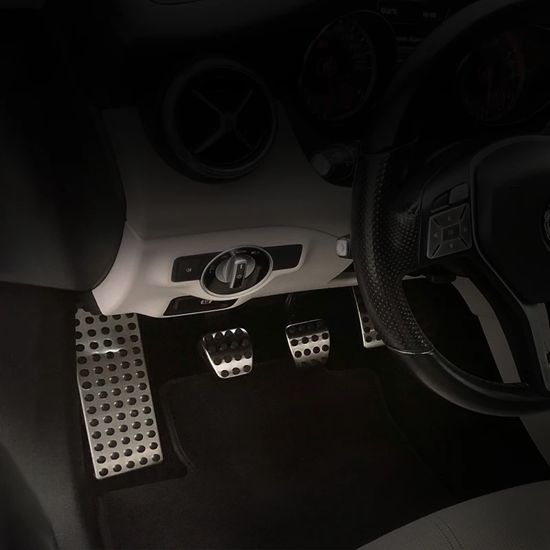 Car Pedals Pedal Cover Stainless Steel Pedal Cover Foot Pedal Fuel Brake Pedal Cover for Mercedes A B R Classe W176 W177 W164 W245 W246 C118 W167 W168 W247 CLA GLA GLE ML AMG