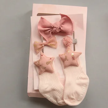

fashion set Pack of Box Cute Baby Girl Hair Clip Plush Ball Bow Molding Clips Hair Accessories+ Socks Set 0-3 years