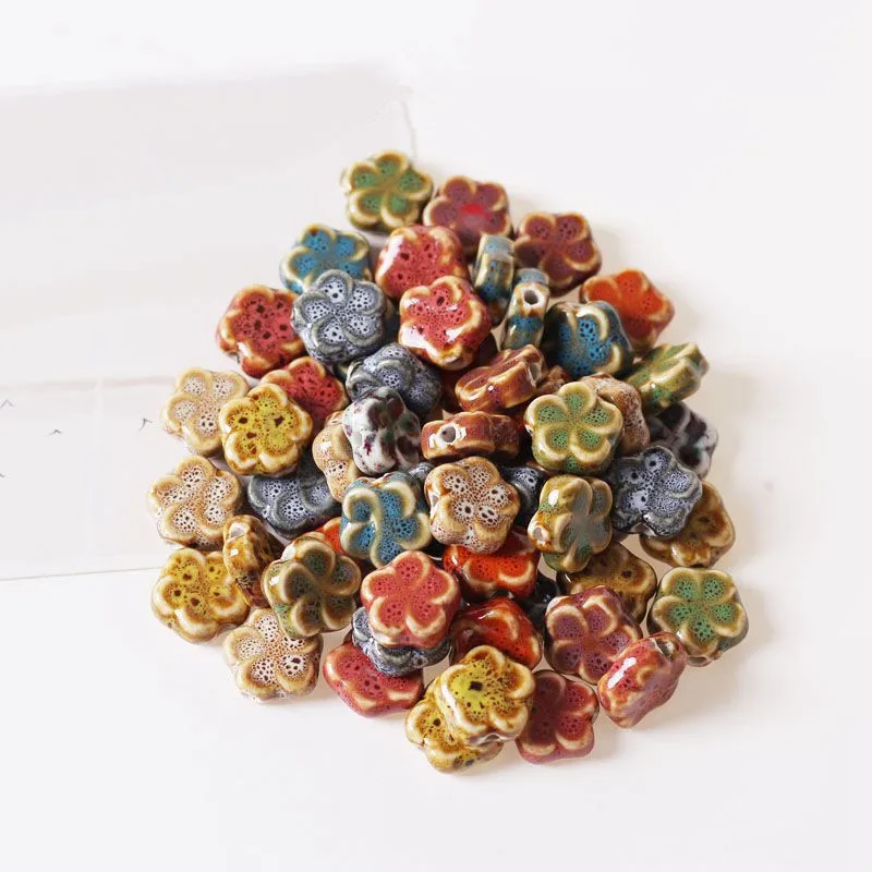 

20 шт., керамические бусины в виде цветов, 15 мм
