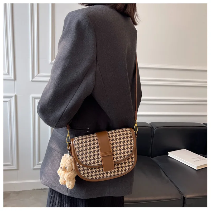 2022 Woman Fashion Round Crossbody Shoulder Bag Party Shopping Hang Out Gift for Lady Multi Season Checks Vintage Shell
