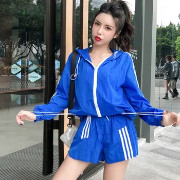 

2020 Summer New fashion Two Piece Set Outfits Female Hooded Zipper Long Sleeve Sweatshirts coat With Wide Leg Short