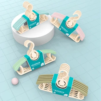 

5pcs / Telescopic Baby Hangers Home Multi-function Cute Creative Hangers Bundle PP Material Children's Hangers