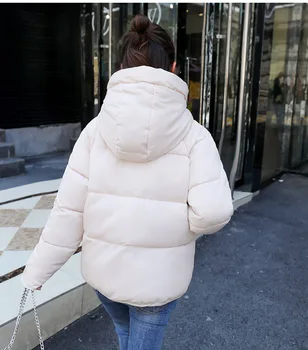 

Short Cotton Warm Woman Winter Coats And Jackets Fashion Hooded Pockets Parka Feminina Solid Loose Parkas Mujer Invierno Nice
