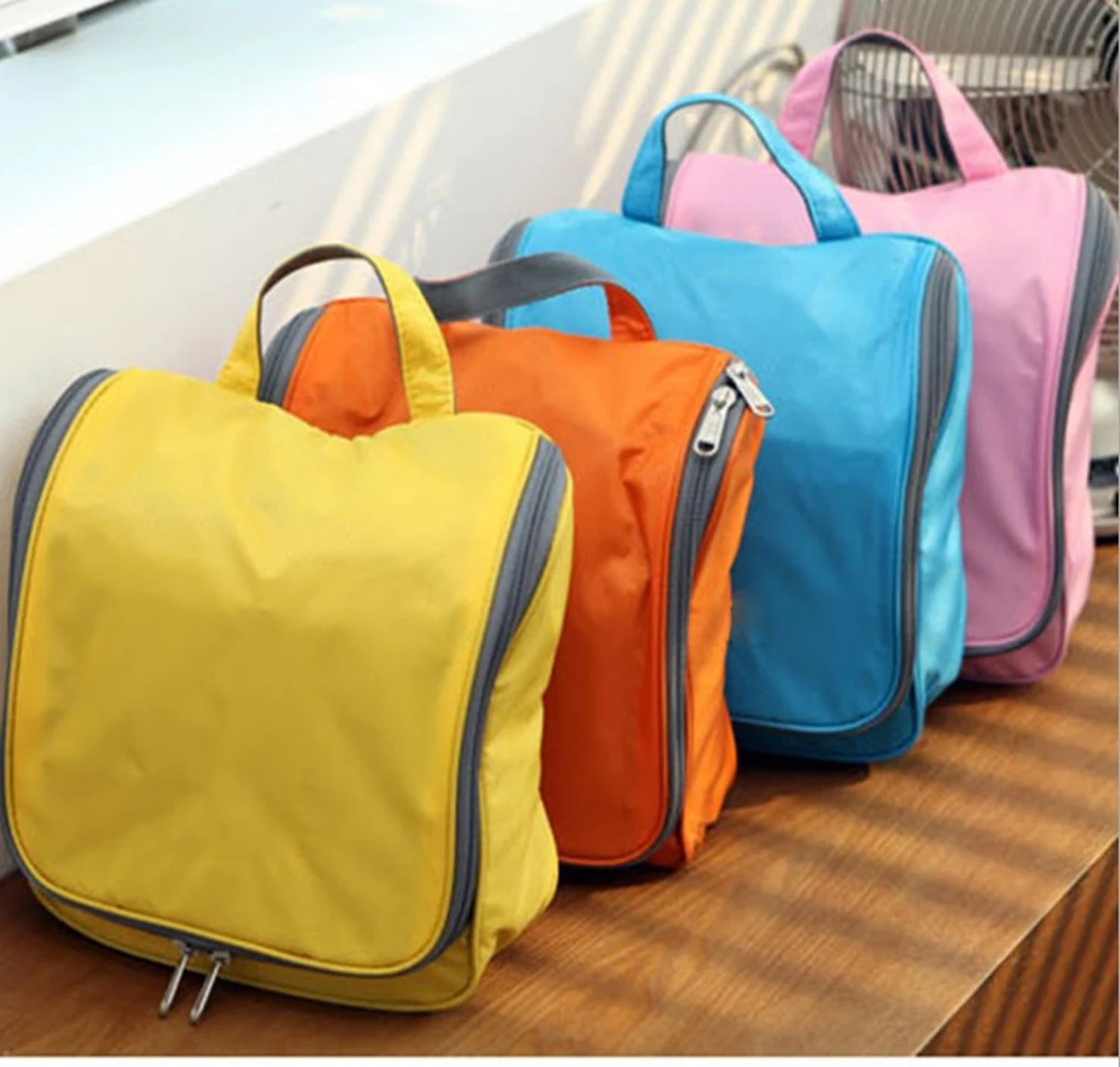 Women Waterproof Hanging Cosmetic Bag Multifunction Ladies Toiletry Bag Fashion Unisex Makeup Wash Pouch Travel Portable Pack