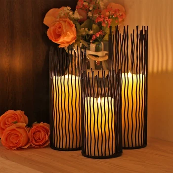 

1 Set Of 3 Pcs Metal Willow Led Candle Holder Pillar Candle Holder Set 8/10/12 Inch Height Candlestick for Wedding Party Home Sp