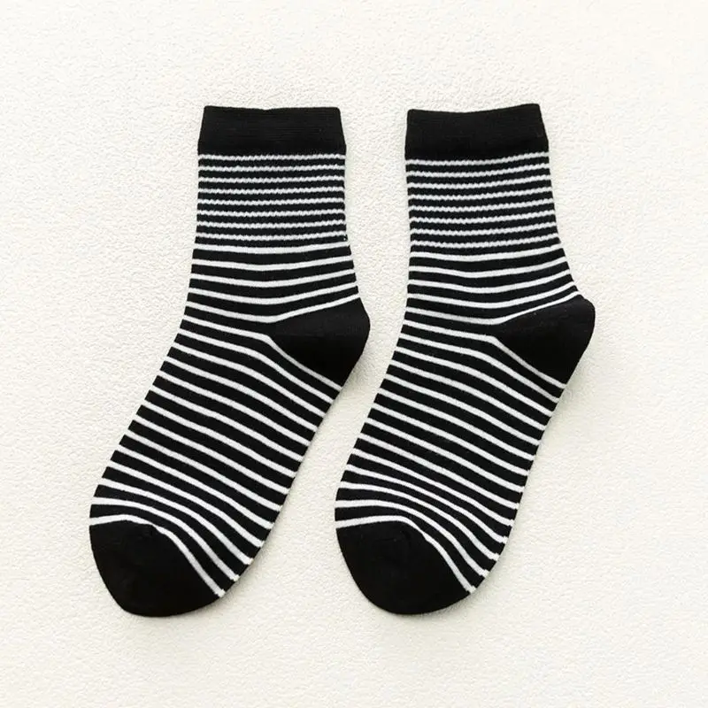 5 пар корейских модных женских носков контрастного цвета с тонкими полосками