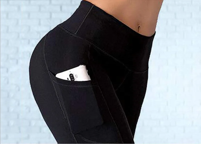 Hot Selling Spell Pocket Sports Shorts Tight Elasticity Black And White with Pattern Yoga Gym Shorts Women's