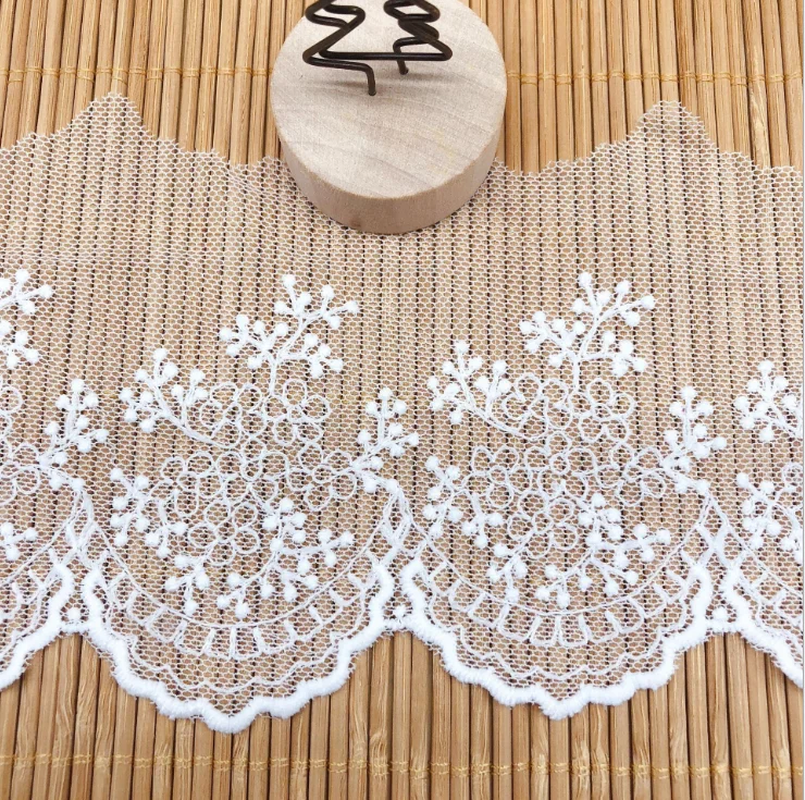 Elegant Gold and Silver Floral Venice Guipure Lace Trim - 2 Meters, 10.5cm Wide