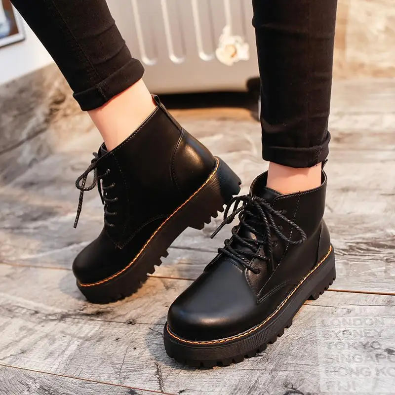 

2019 Autumn Short Martin Boots Women Flat Bottom Round Head Ankle Boots Fashion Female Motorcycle Boots Winter Cotton Shoes