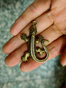 

CHINA antique brass fengshui house lizard small Statue Metal crafts family decorations Key buckle Necklace pandent