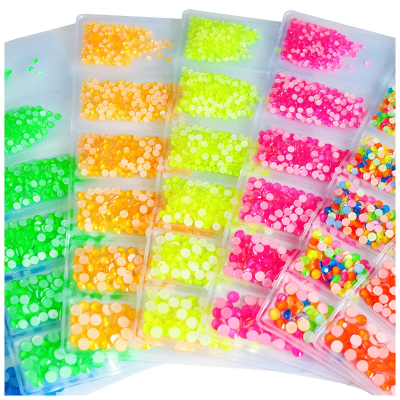 

6 Grids In 1 Pack Fluorescent Luminous Mix SS4-SS16 Non Hotfix Neon Glitter Rhinestone Nail Art Decorations Accessory Tool