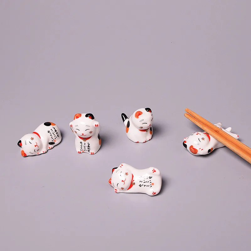 

Creative and Cute Animal Financial Cat Chopsticks Stand Chopsticks Support Cartoon Japanese Pen on Home Decoration