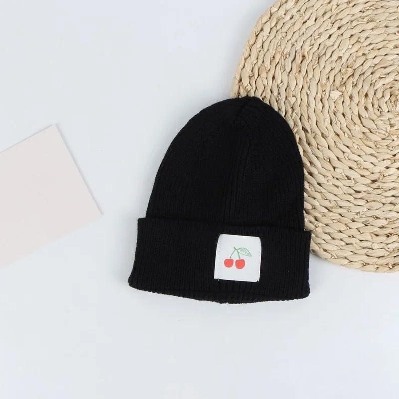 Вязаная шапка с рисунком фруктов, зимняя теплая шапка Skullies, шапка бини для детей, для мальчиков и девочек, 121 - Цвет: Черный