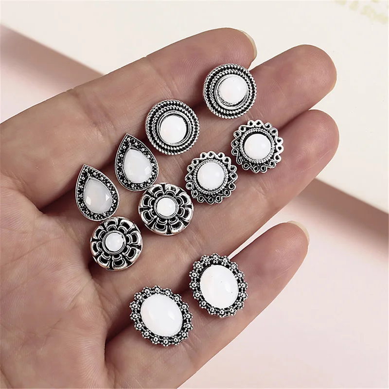 

2021 Oorbellen Brinco Arrival Tin Alloy Vintage Earings And The Fashion Simple Retro Imitation Pearl Earrings Suit 5 Flowers To