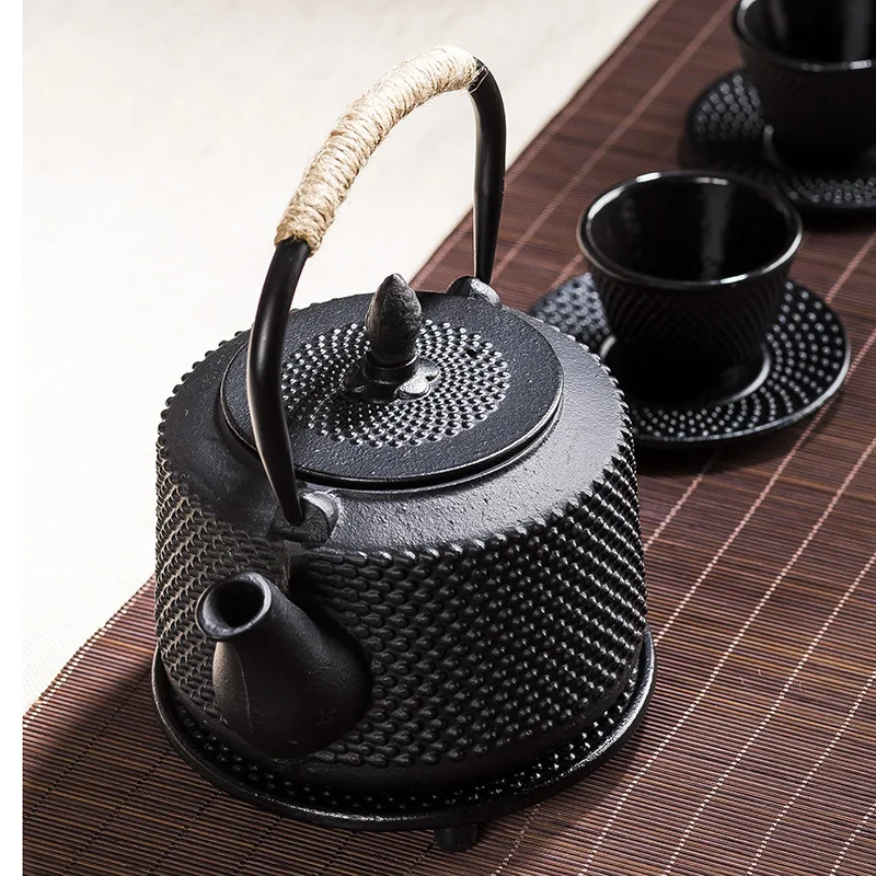 

Cast Iron Teapot Boling Water Making Tea Pot Household Tea Kettle Tetsubin 850ml Japanese Style Iron Bottle Tea Cup & Saucer Set