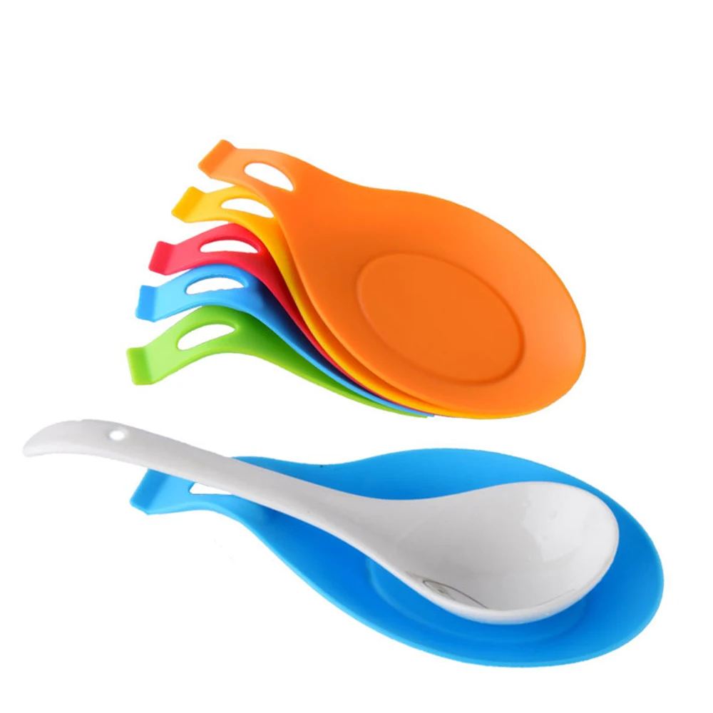 

1pcs Silicone Spoon Insulation Mat Silicone Heat Resistant Placemat Tray Spoon Pad Drink Glass Coaster Pad Kitchen Gadgets