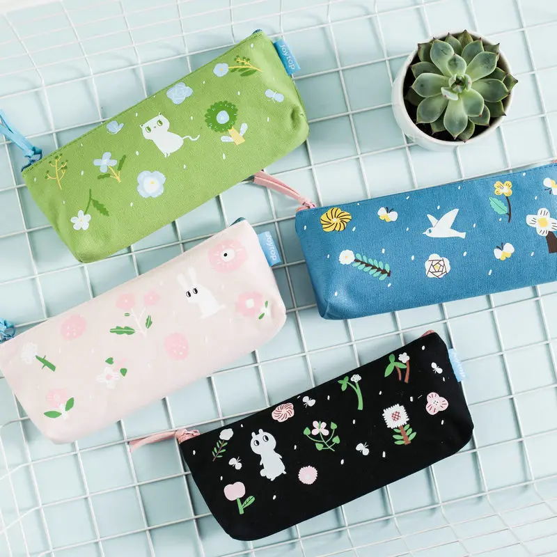 

Simple Creative Diffuse Flower Inverted Trapezoid Pencil Case Men And Women Students Large Capacity Canvas Storage Pencil Case S