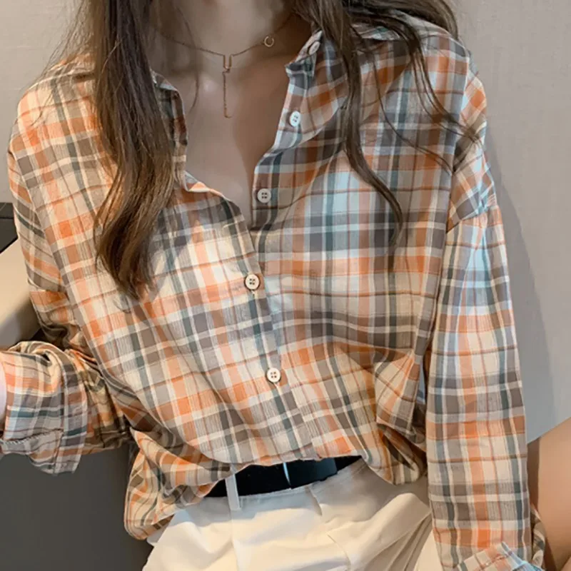 

Female Loose Fashion Single-breasted Long Sleeve Blouse 2019 Elegant Women Casual Shirts Women Vintage Plaid Print Lapel Shirt