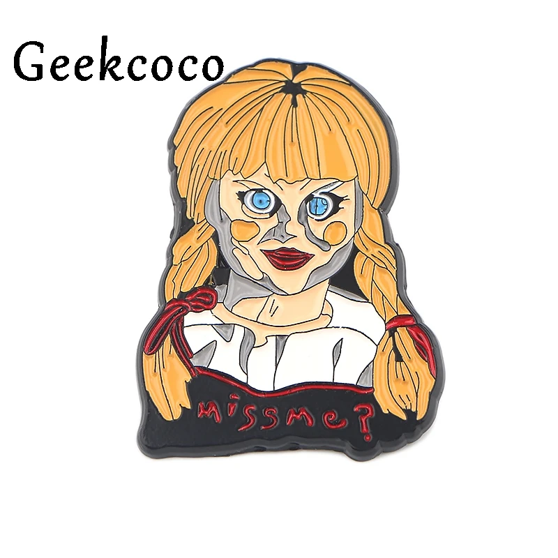 Annabelle Ужасы броши для мужчин и женщин цинковый сплав Эмаль Булавка медаль мультфильм для рубашки рюкзак Одежда Декоративные значки J0748