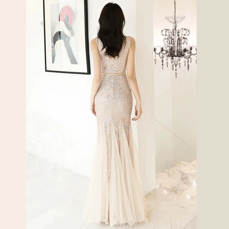 Это YiiYa Формальные платья Элегантный v-образным вырезом размера плюс Vestidos De Gala K113 без рукавов вечерние платья для женщин Русалка Длинные