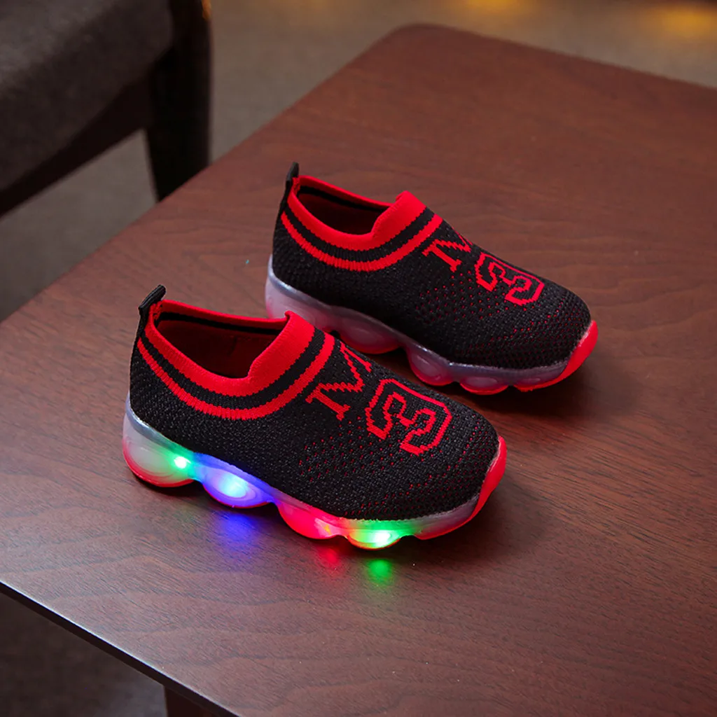 Детские футболки для маленьких девочек и мальчиков на открытом воздухе повседневная обувь светильник световой спортивная обувь Enfant светодиодный светящиеся кроссовки с сетчатой вставкой