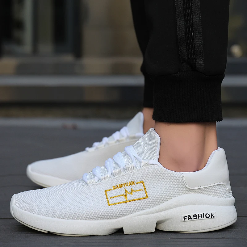 Damyuan new lace up comfortable stretch mesh men's shoes outdoor jogging, walking, ventilating and high quality sneakers