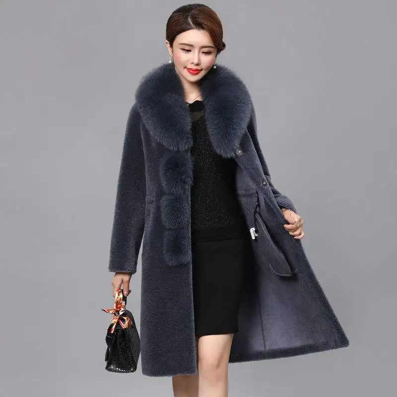 

Women Winter Real Fur Coat Natural Sheep Shearing Overcoat With Genuine Fox Fur Collar Hooded Wool Jacket Female Casaco M94