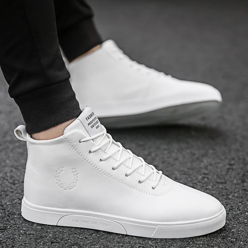 

Men's Fashion Casual Shoes High Top Sneakers Autumn Winter Men Shoes Comfortable Lace-Up Men Flat Walking Shoes Chaussure Homme