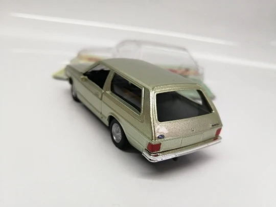 Разнообразие 1/43 специальный литой металл классическая модель машины домашний дисплей Коллекция игрушек для детей
