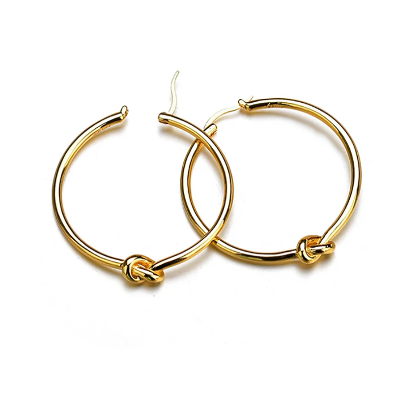 

2019 New Popular Exaggerated Big Circle Earrings Gold Tone Advanced Sense Buckle Hoop Earrings For Women