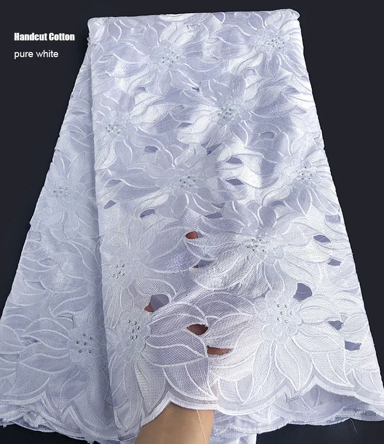 5 ярдов Тяжелая ручная работа кружево хлопок holed африканская швейцарская вуаль кружевная ткань с камнями Красивая нигерийская швейная одежда - Цвет: pure white