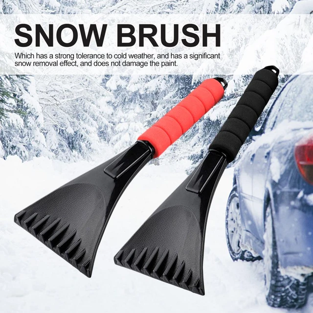 Brosse De Grattoir De Voiture Pour Nettoyer La Neige Du Pare-brise Enlever  La Glace Isolée Sur Fond Blanc