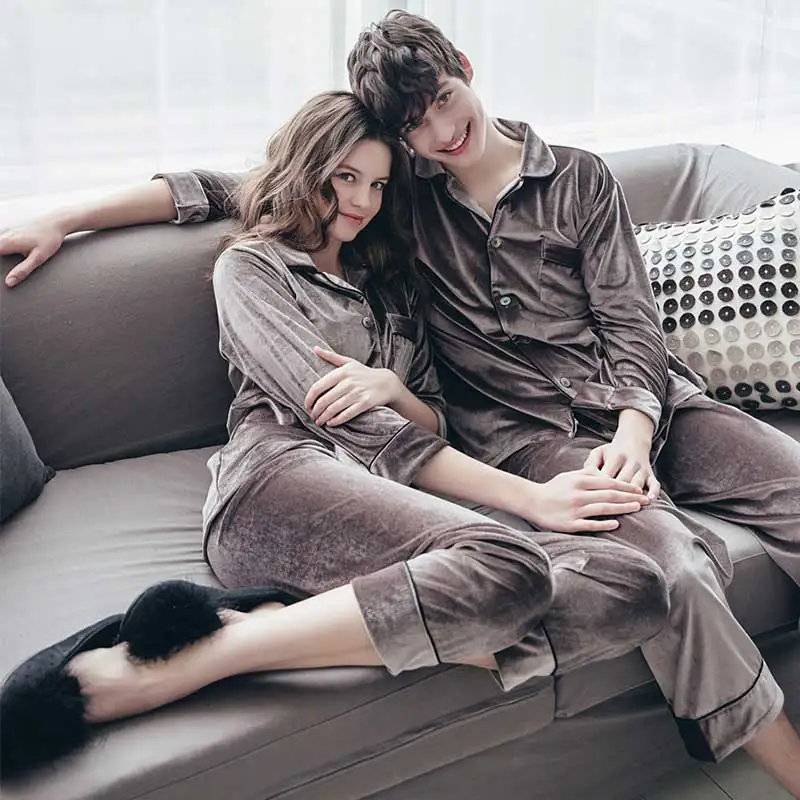 Gold Velvet Couple Pajamas Suit Men Sleepwear Solid Cardigan Casual Comfortable Winter Women Pijamas Set Vintage Fashion New Gold Velvet Couple Pajamas Suit Men Sleepwear Solid Cardigan Casual Comfortable Winter Women Pijamas Set Vintage Fashion New
