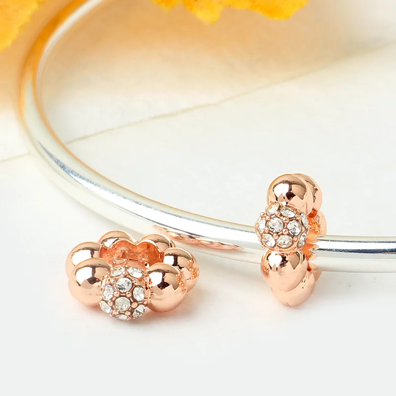 12231410153_2045298408