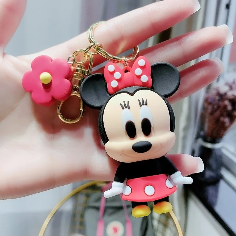 Disney-colgante de Mickey mouse para niños, llavero con forma de pato, bolsa de regalo pequeña, llavero, recuerdos de evento