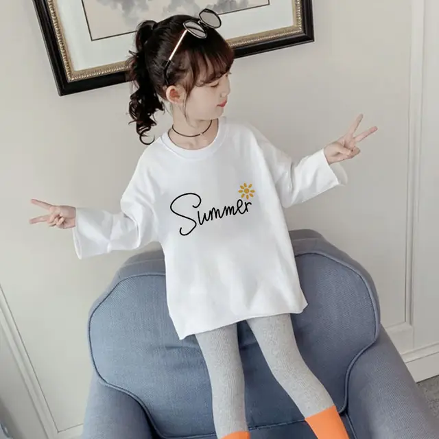 가을을 위한 편안하고 스타일리시한 여아용 와이드 티셔츠
