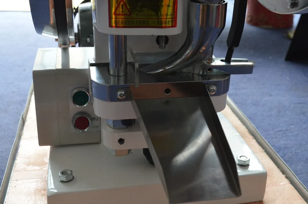 Один Пробивной таблеточный пресс машина TDP-5 пресс-машина для конфет 50KN прессовщик таблеток 110 В или 220 В таблеточный пресс