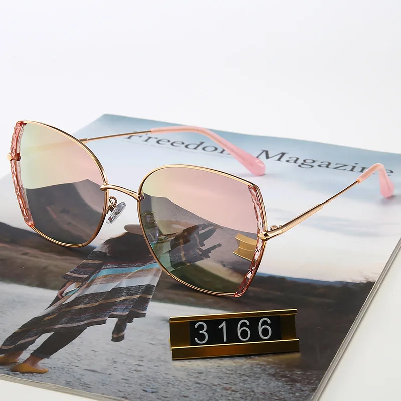 Поляризационные солнцезащитные очки женские красные черные коричневые