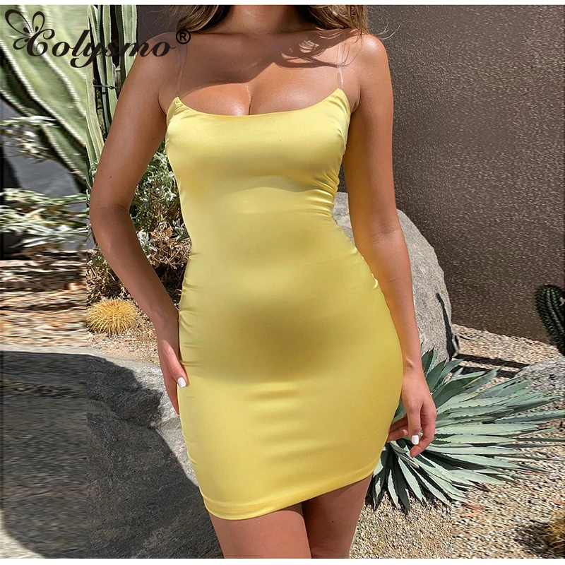 vestido tubinho transparente