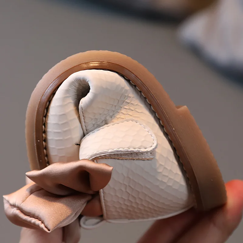 13.5-18.5cm Brand Children Solid Pure Shoes Girls Leather Shoes Lace Bow-knot Sweet Soft Princess Dress For Wedding