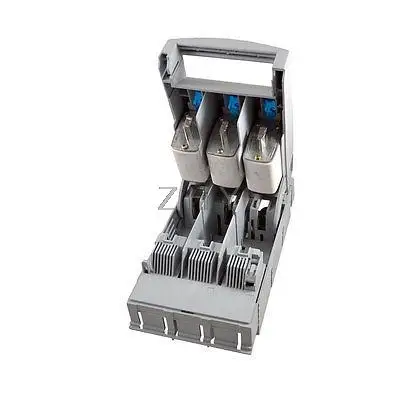 

HR17B Series 3 Pole Fuse Isolating Switch 160A 400V/690VAC