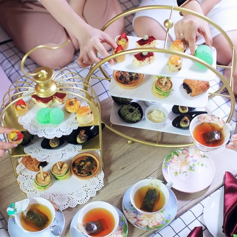 European-style Golden Round Three-layer Dessert Stand Cake Stand Dessert Table Decoration Display Decoration