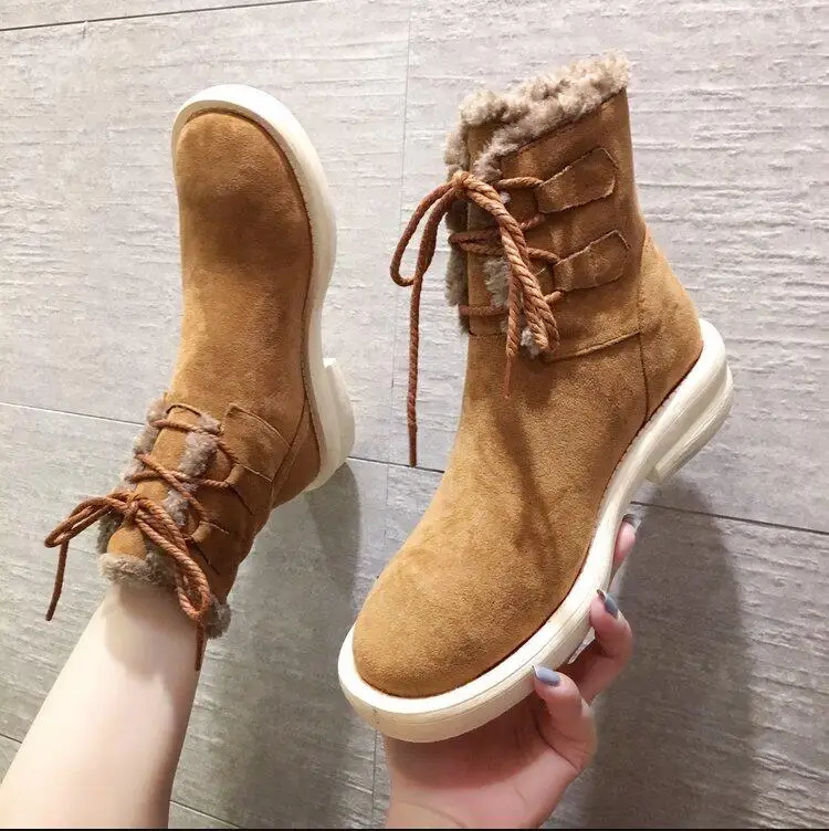 Зимние сапоги; женская обувь; женские ботинки; модные короткие теплые ботильоны на меху на плоской подошве; зимние сапоги; Новинка года; зимние теплые сапоги из флока; B23