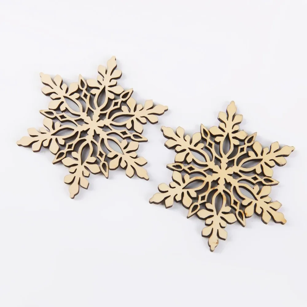 Unfinished Natural DIY Wood Slice Xmas Ornaments Cut Wood Slices Tags Snowflake Cutout for Holiday Season 10pcs
