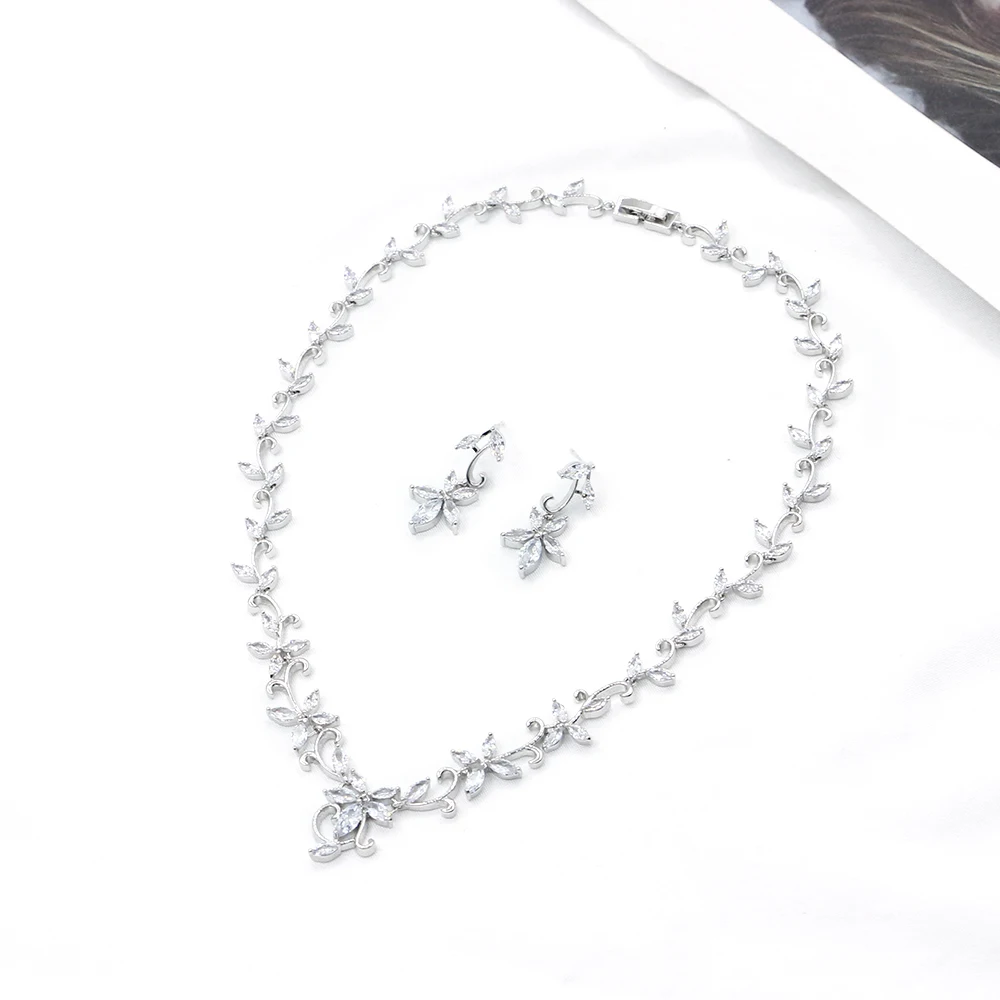 

2019 New Women's Earrings Necklace Set Crystal Flower Vine Plant Nature Korea Fashion Jewelry Wedding Engagement Anniversary