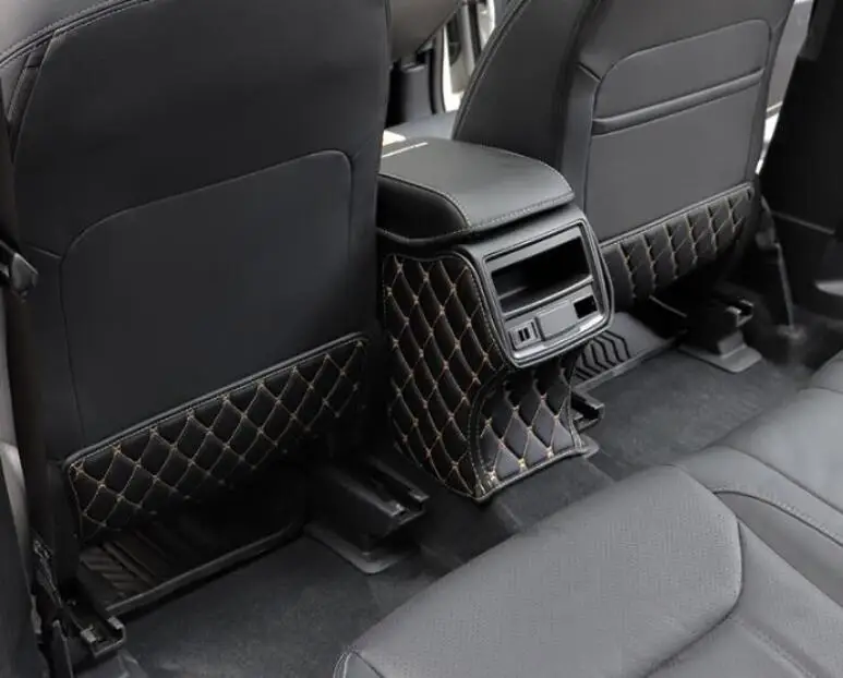 Подходит для subaru forester seat kick pad модификация подлокотник коробка дверь post kick Защита паста - Название цвета: Серебристый
