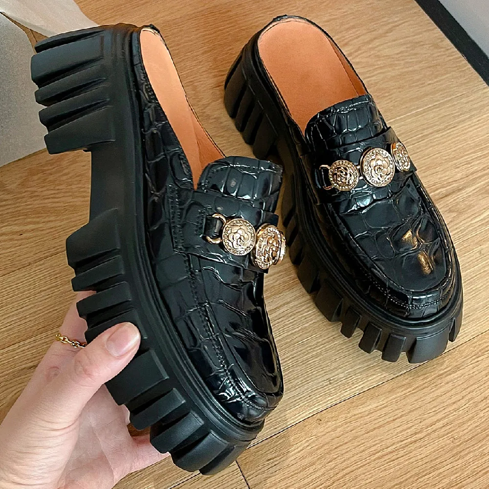 

Women's genuine leather thick sole platform flats slides round toe casual punk female summer mules buttons casual daily shoes