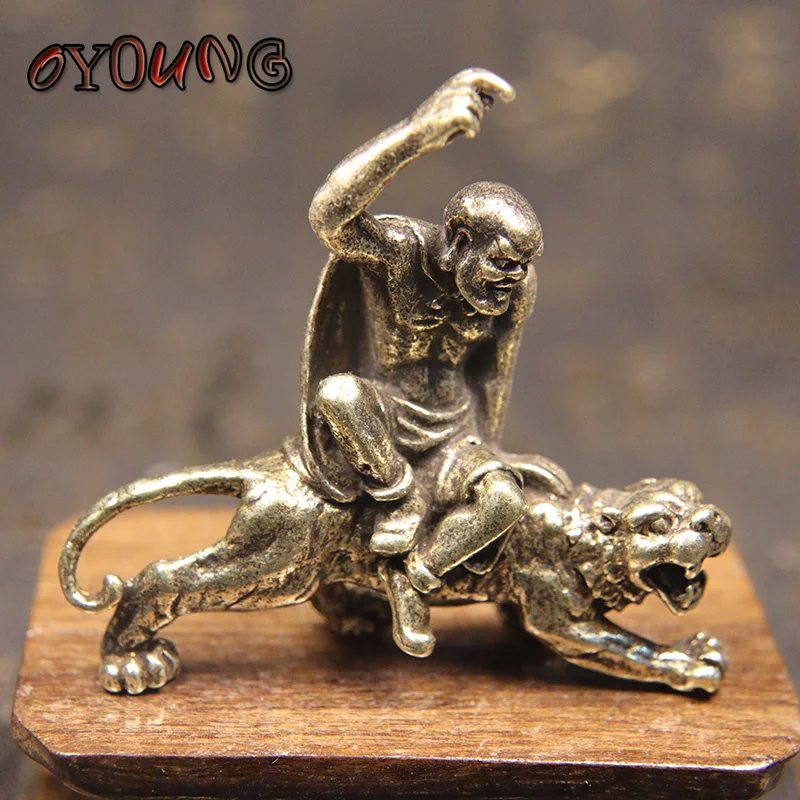 ヴィンテージブロンズの18のアハット像,銅の装飾品,マイトレイヤ,仏,虎