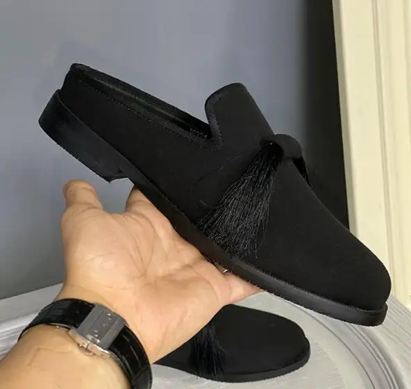 

Новое поступление; Модные мужские тапочки с кисточками; Тканевые Летние черные повседневные мужские тапочки ручной работы